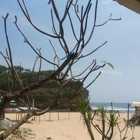 Hotel Kampoeng Drini Brono Bagian luar foto