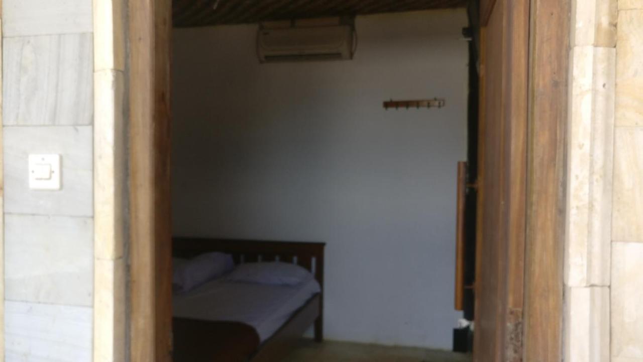 Hotel Kampoeng Drini Brono Bagian luar foto