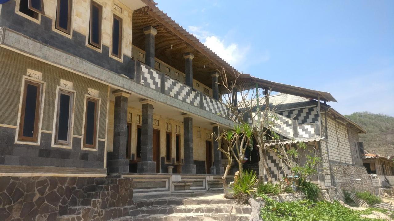 Hotel Kampoeng Drini Brono Bagian luar foto