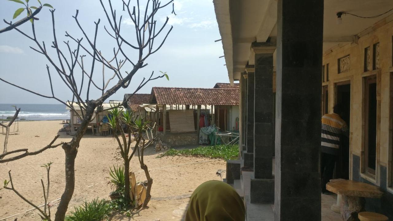 Hotel Kampoeng Drini Brono Bagian luar foto